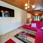 Дом отдыха Maison Spacieuse Avec Spa, Ping-pong Et Baby-foot, Ideale Pour Detente En Famille - Fr-1-589-828