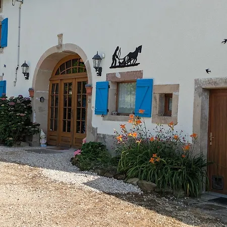 Maison Spacieuse Avec Spa, Ping-pong Et Baby-foot, Idéale Pour Détente En Famille - Fr-1-589-828 Séjour à la campagne *
