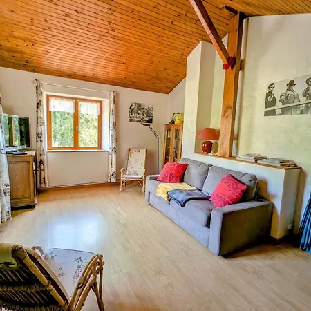 Maison Spacieuse Avec Spa, Ping-pong Et Baby-foot, Idéale Pour Détente En Famille - Fr-1-589-828 Séjour à la campagne La Chapelle-aux-Bois