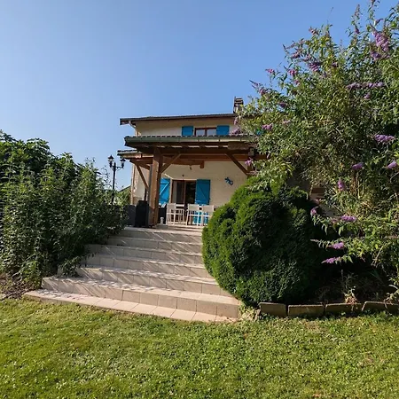 Maison Spacieuse Avec Spa, Ping-pong Et Baby-foot, Idéale Pour Détente En Famille - Fr-1-589-828