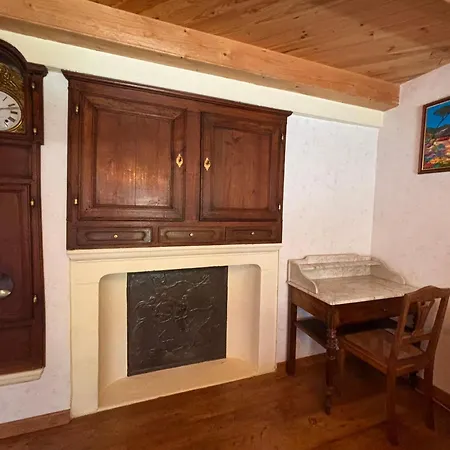 Maison Spacieuse Avec Spa, Ping-pong Et Baby-foot, Idéale Pour Détente En Famille - Fr-1-589-828 Séjour à la campagne La Chapelle-aux-Bois