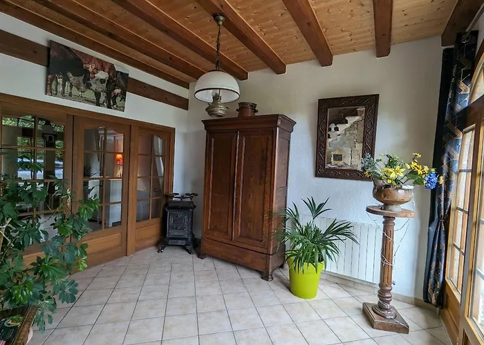 Дом отдыха Maison Spacieuse Avec Spa, Ping-pong Et Baby-foot, Ideale Pour Detente En Famille - Fr-1-589-828 *