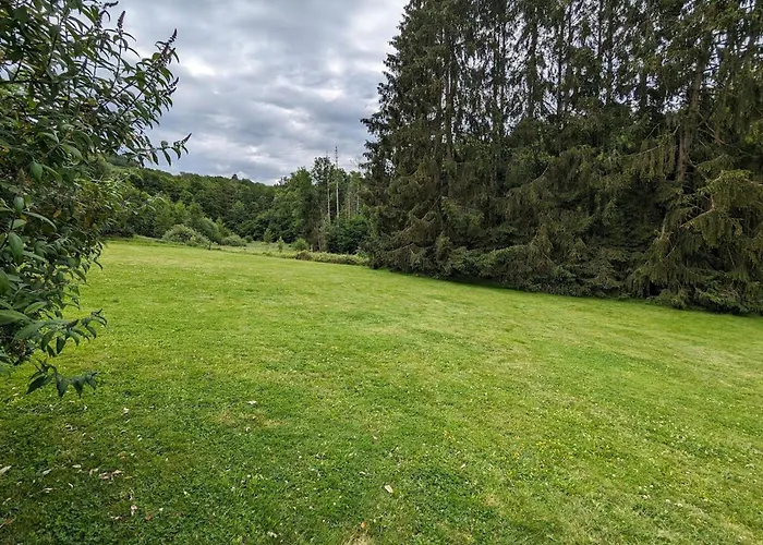 Maison Spacieuse Avec Spa, Ping-pong Et Baby-foot, Ideale Pour Detente En Famille - Fr-1-589-828 * La Chapelle-aux-Bois