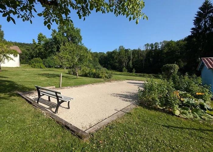 Дом отдыха Maison Spacieuse Avec Spa, Ping-pong Et Baby-foot, Ideale Pour Detente En Famille - Fr-1-589-828 *