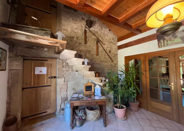 Дом отдыха Maison Spacieuse Avec Spa, Ping-pong Et Baby-foot, Ideale Pour Detente En Famille - Fr-1-589-828